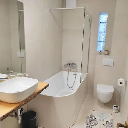 Unique Retreat - Harmony With Private Pool Apartment Neoric