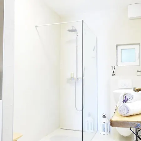 Apartamento Unique Retreat - Harmony With Private Pool Neoric