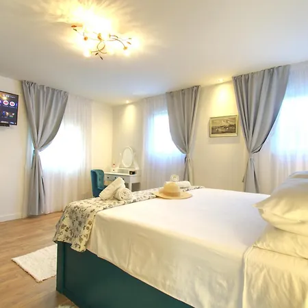 Unique Retreat - Harmony With Private Pool Apartamento Neoric