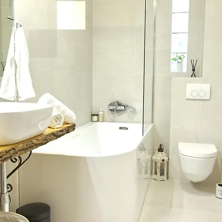 Unique Retreat - Harmony With Private Pool *